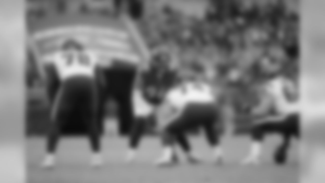 DT Domata Peko Sr.