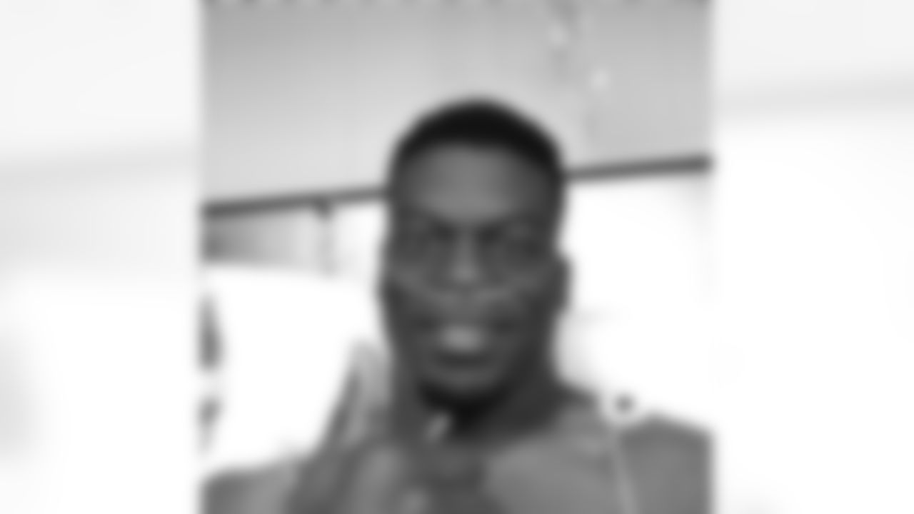 benjaminswatson [Benjamin Watson]: Still a little woozy but out of surgery and in recovery with a good report from the surgeon. THANK YOU, THANK YOU, THANK YOU for the prayer this morning. This is day 1 of a long road ahead but I'm ready for the challenge. #PTL