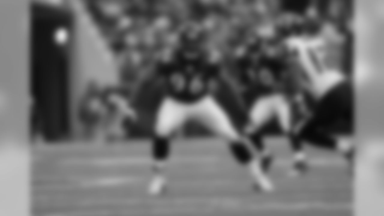 DE Adalius Thomas, University of Southern Mississippi (2000)