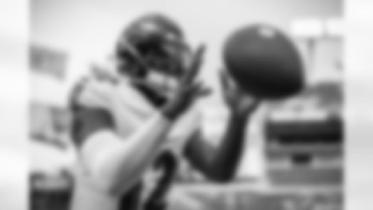 QB Anthony Brown