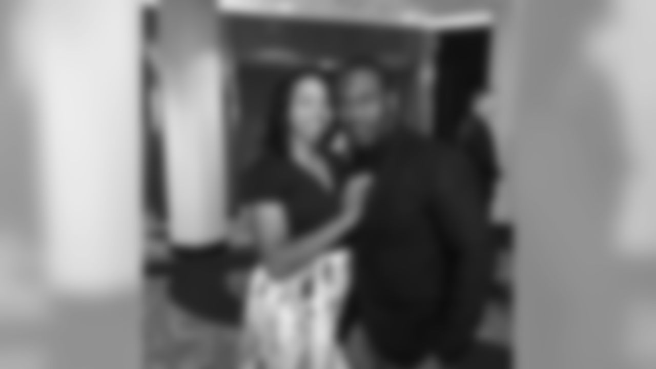 jforsett[Justin Forsett]: My wife @aforsett and I getting swaggy before we met the President tonight