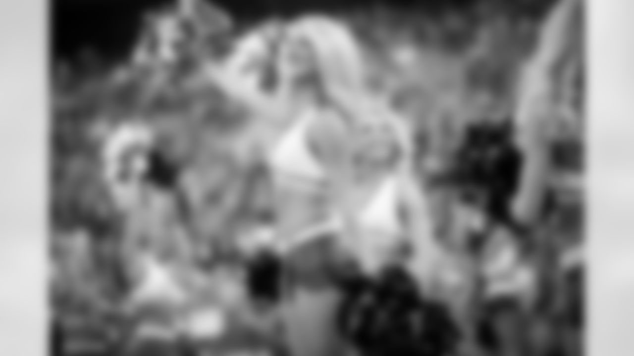 Cheerleader Summer Wilson