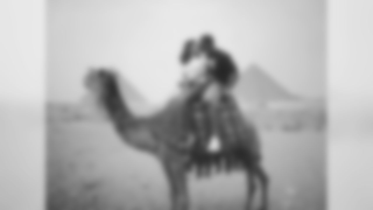 benjaminswatson [Benjamin Watson]: I love you because you always find a way to get me out of my comfort zone and I'm a better man for it. Plus I'd chase those lips anywhere. Happy Valentines Day babe