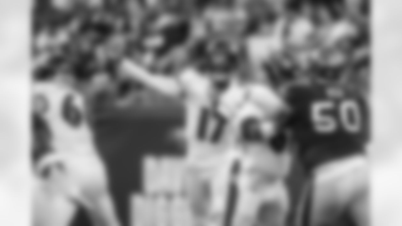 QB Josh Johnson