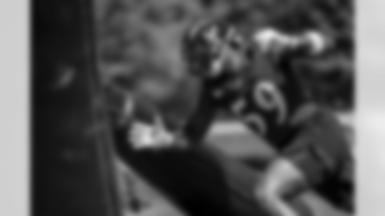 Daelin Hayes, OLB