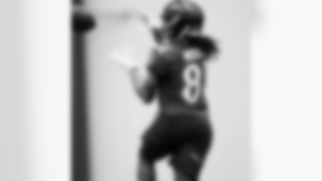 mulatto15 [Chris Moore]: Purple reign