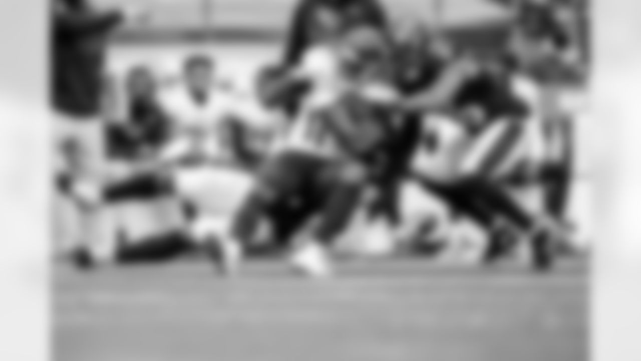 DE Yannick Ngakoue & S Chuck Clark