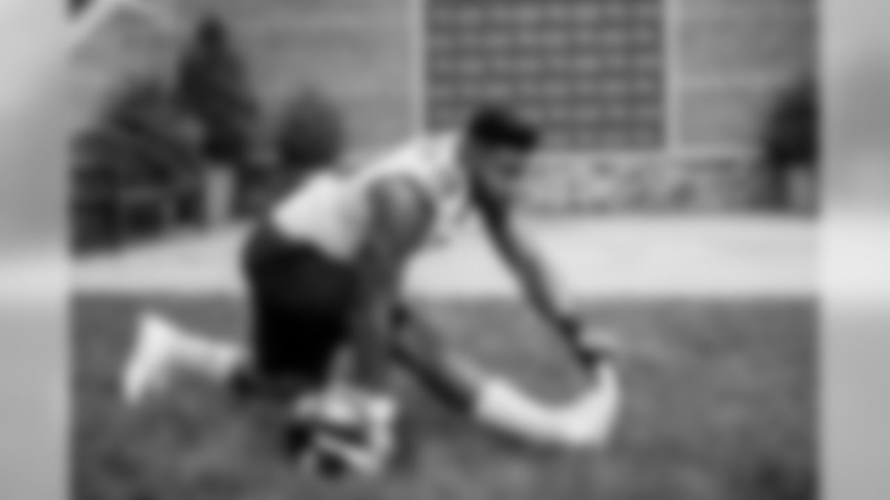 DE Myles Humphrey