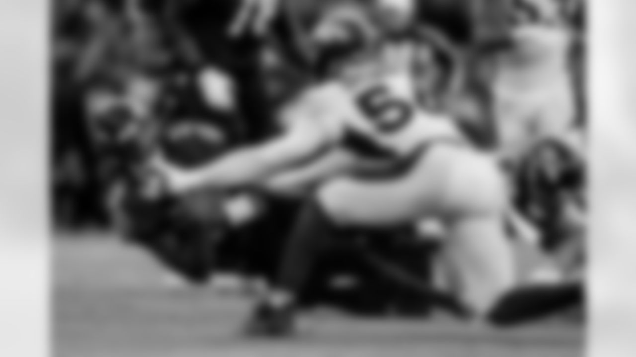 The Baltimore Ravens defeated the Denver Broncos 10-9 at M&T Bank Stadium on Sunday, December 4, 2022.