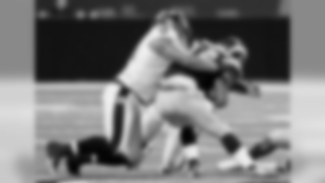 Images from the Ravens' 27-21 road loss to the St. Louis Rams in the fourth and final preseason game of the 2010 season. Baltimore finished the preseason with a 3-1 record.