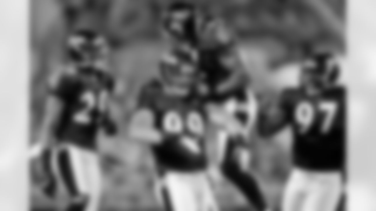 Some of the best action shots from the Ravens-Chiefs 2011 preseason game.