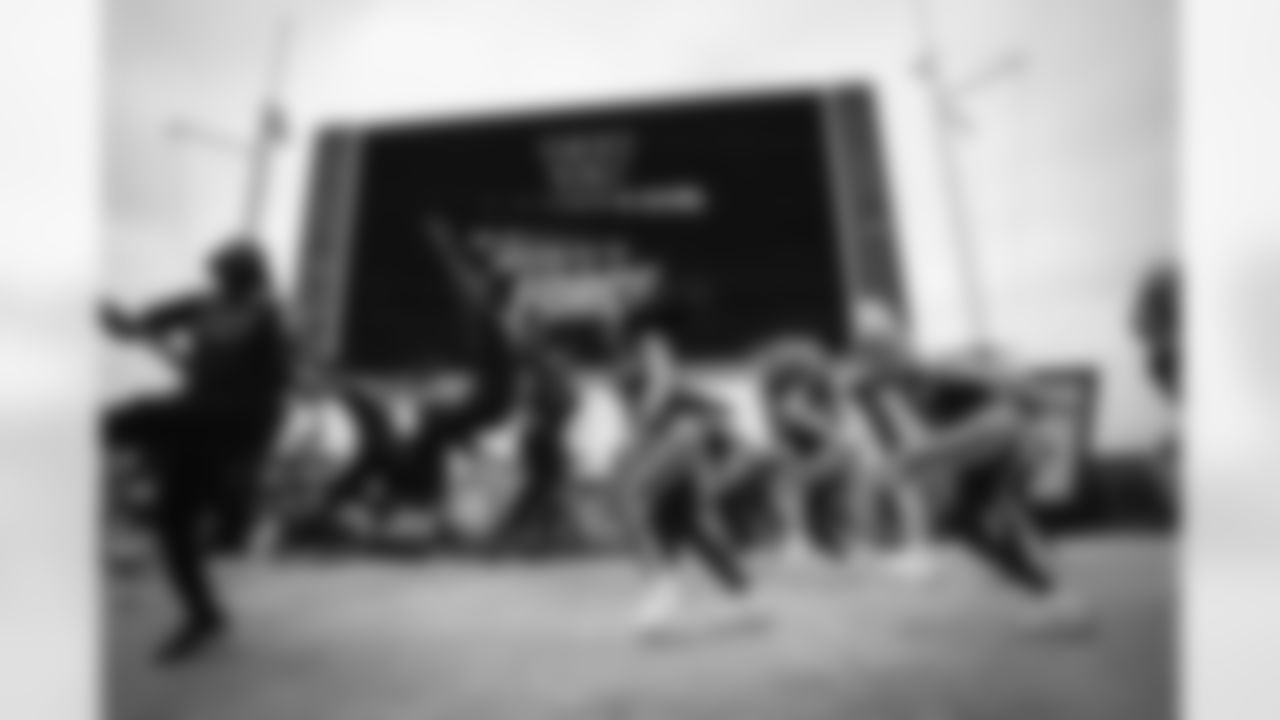 04292023 Draft Party EF053