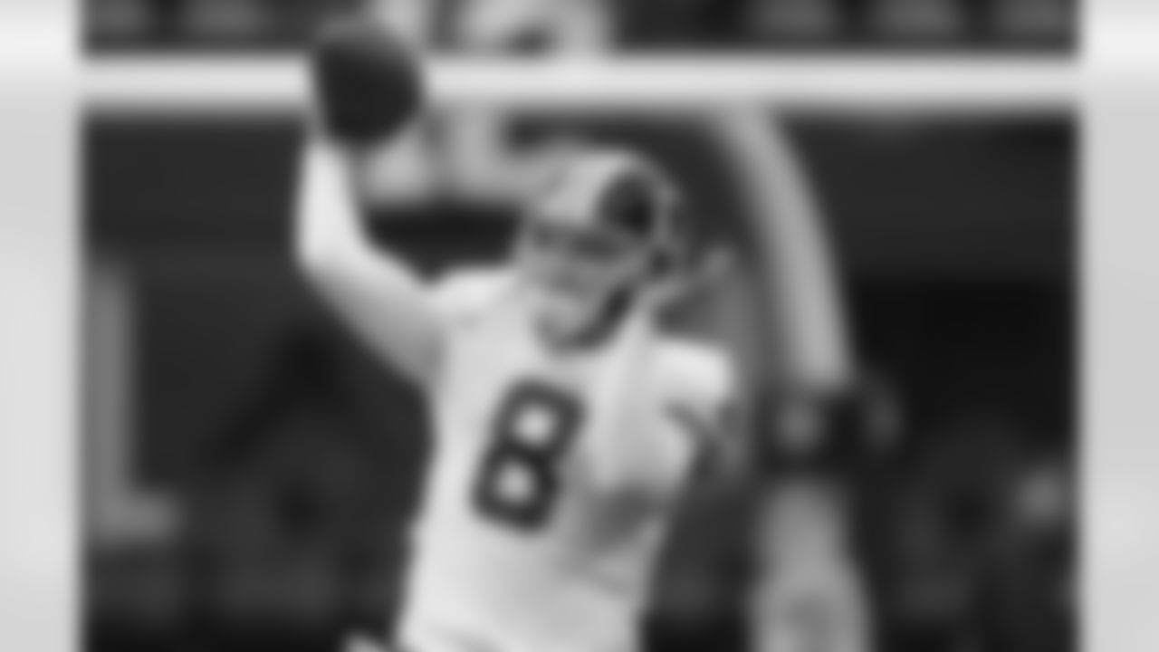 Rex Grossman started his eighth game of the season for the Redskins.
