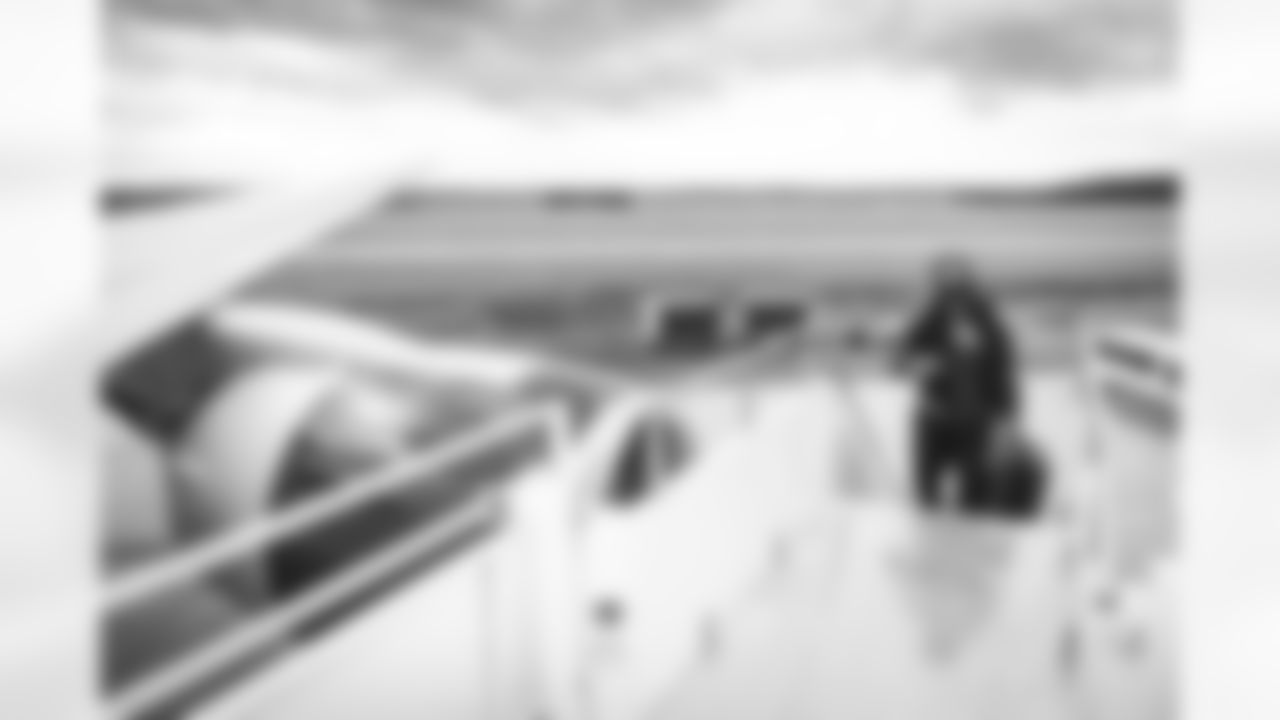 12032022 Week 13 IAD Arrivals EF0051