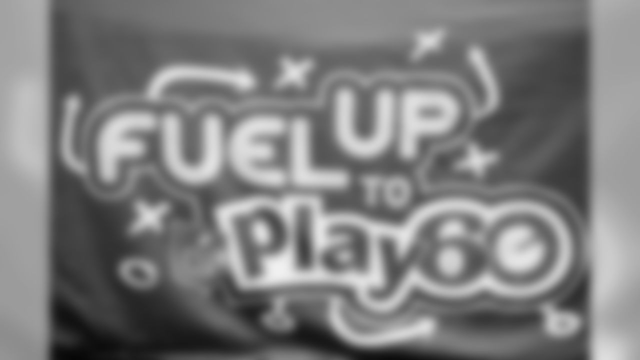 washington_redskins_fuel_up_play_60_001