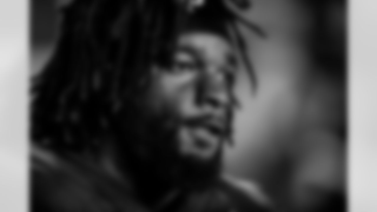 081818-Faces-080
