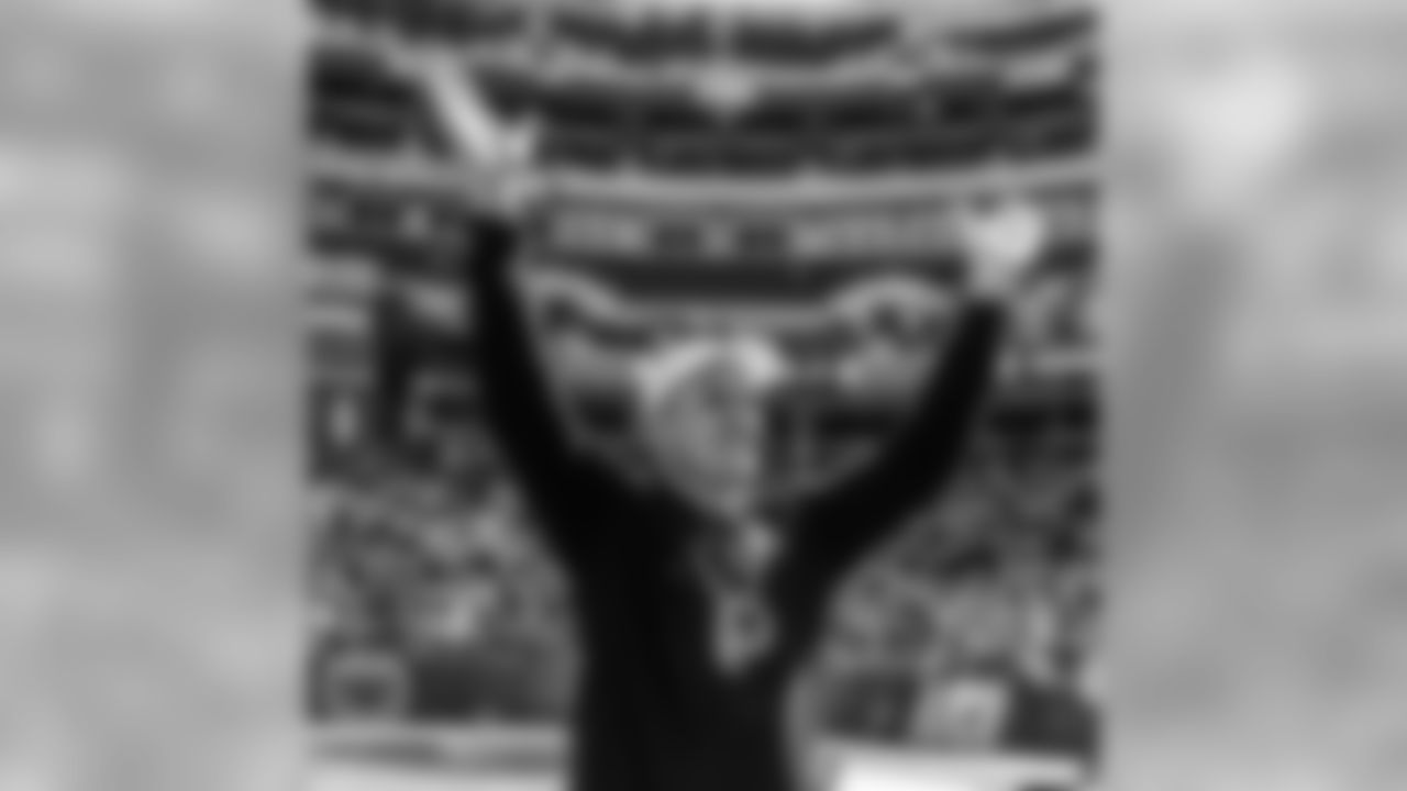 @redskins: Legendary. #MarkRypien #Redskins #HTTR #RingofFame