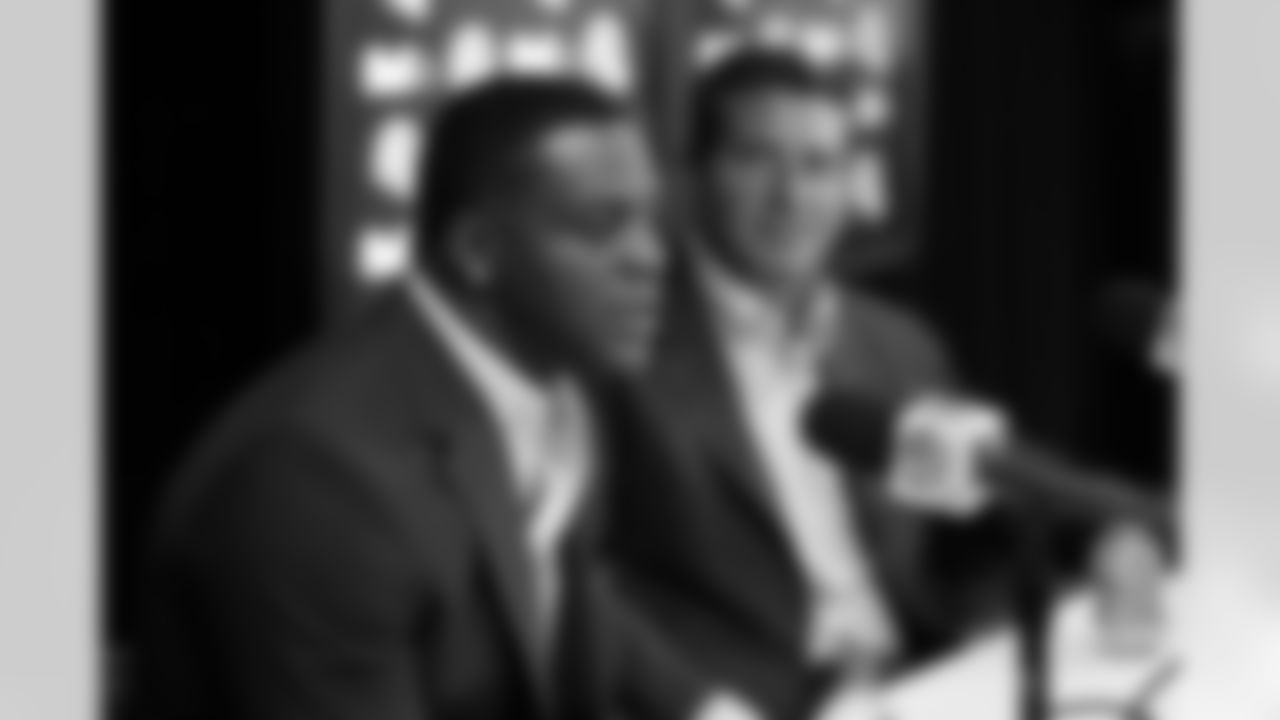 Former Redskins RB Clinton Portis talks about his NFL career on and off the field.