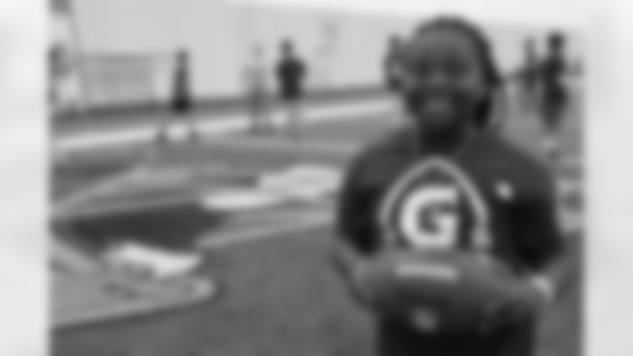 washington_redskins_gatorade_junior_camp_010
