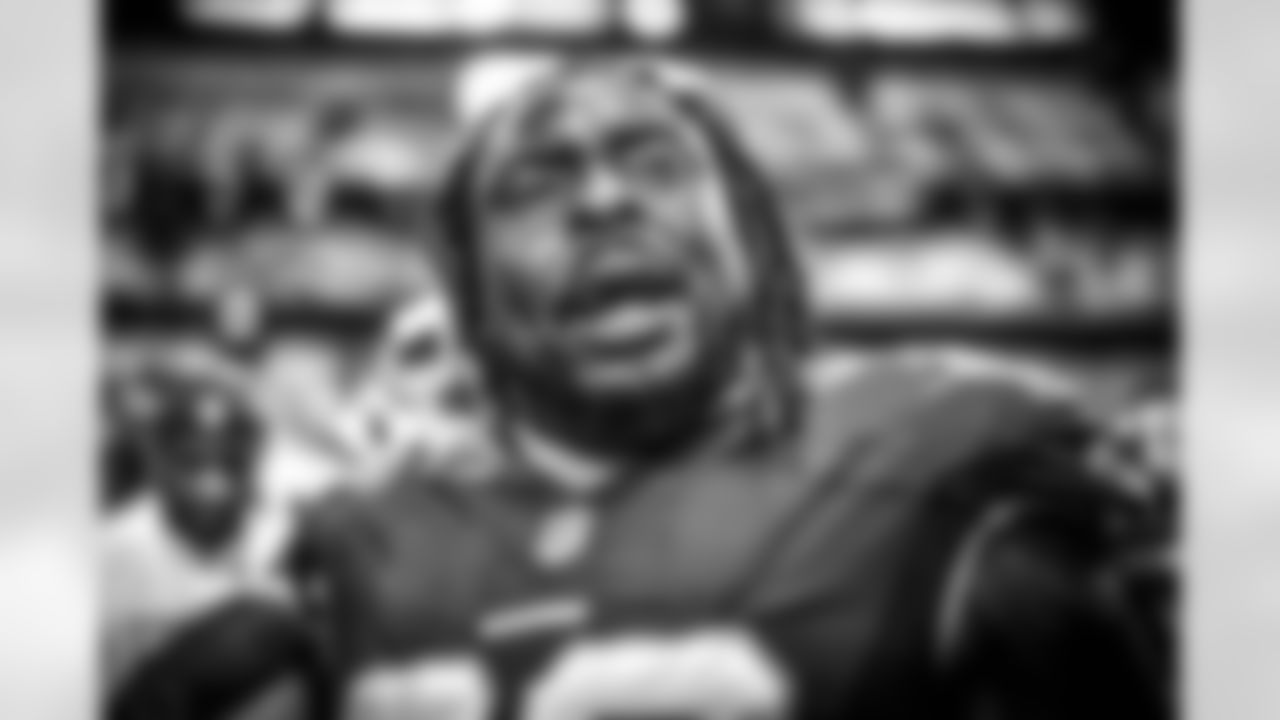 DL Ricky Jean Francois