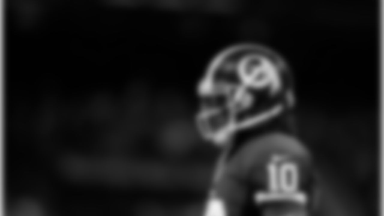 No. 8: Griffin III analyzing the Saints defense.