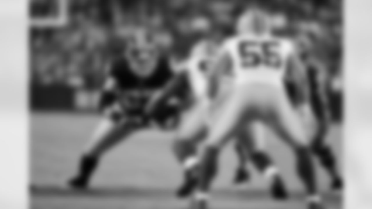 OL Kyle Kalis