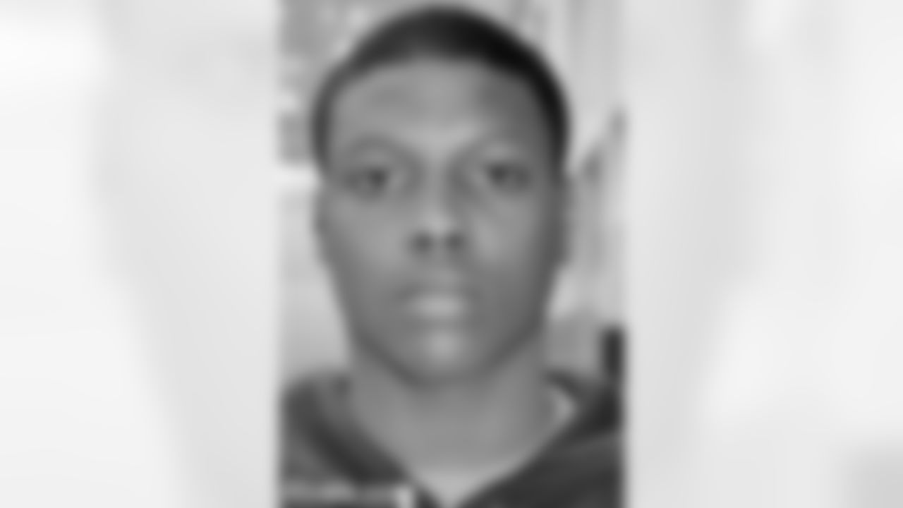 Deshazor Everett