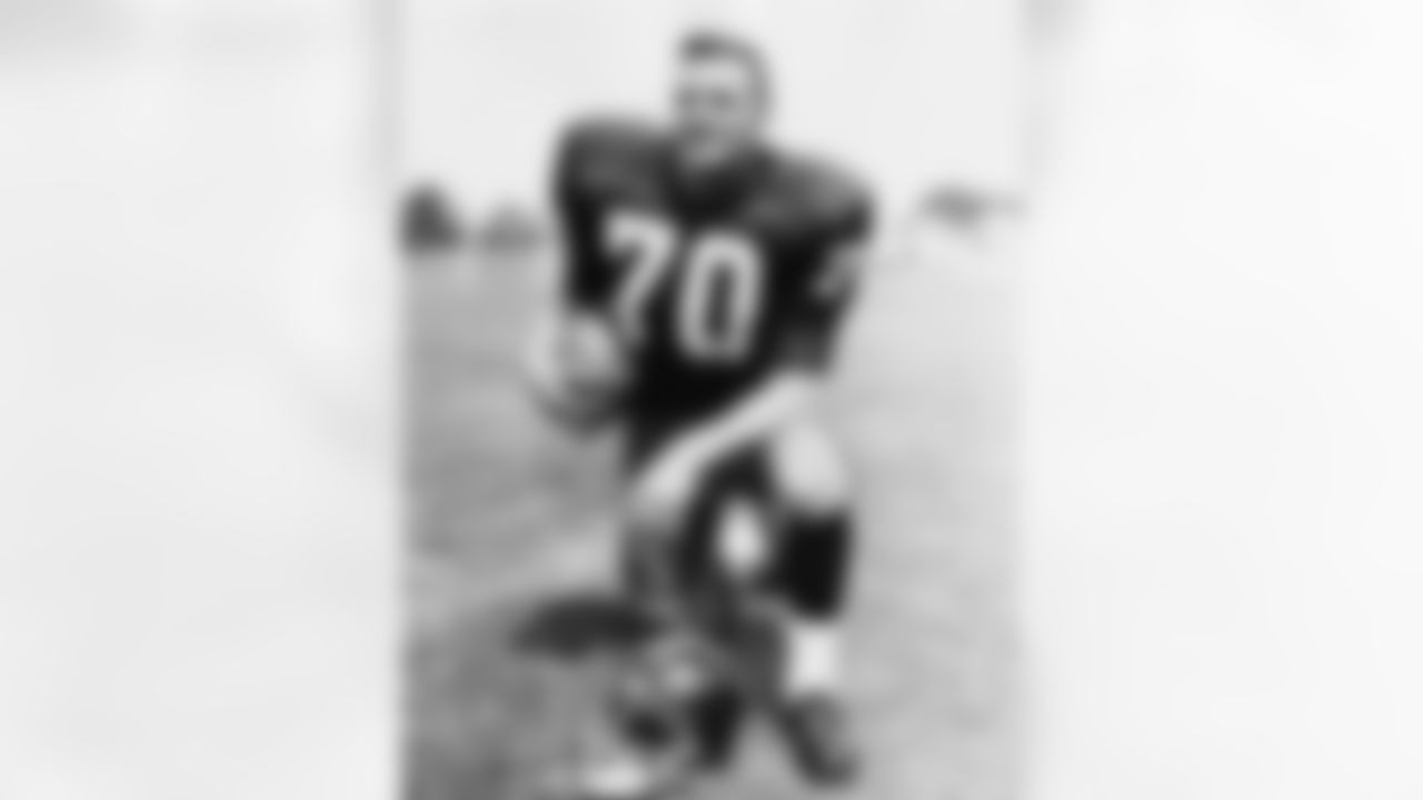 Washington Redskins All-Pro LB Sam Huff.