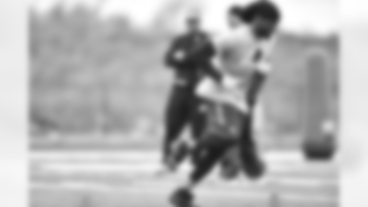 CB Greg Toler
