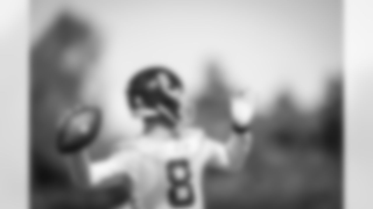 20210930 Week 4 Falcons Practice 057
