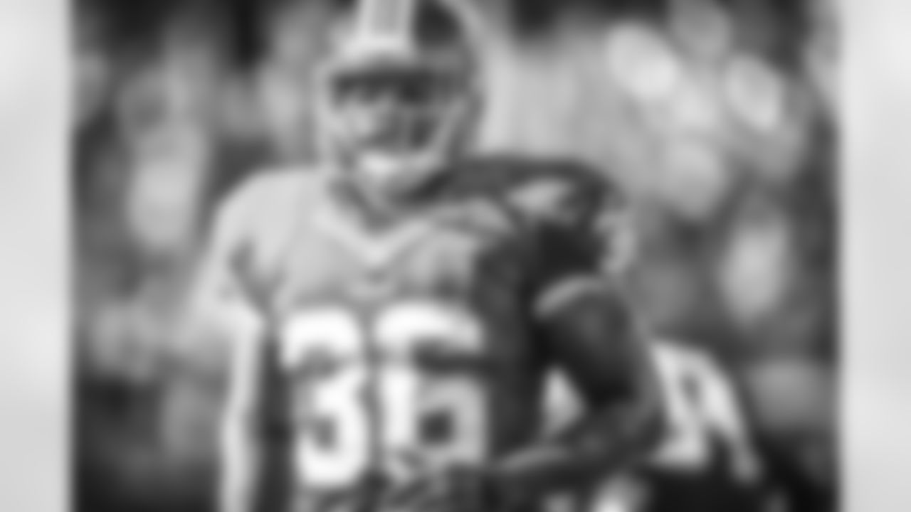 FB Darrel Young