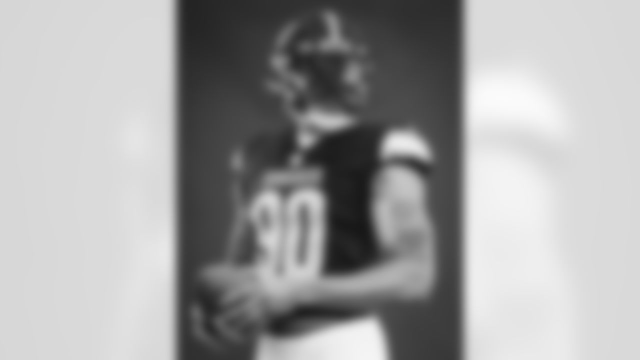 MEDIA DAY34275