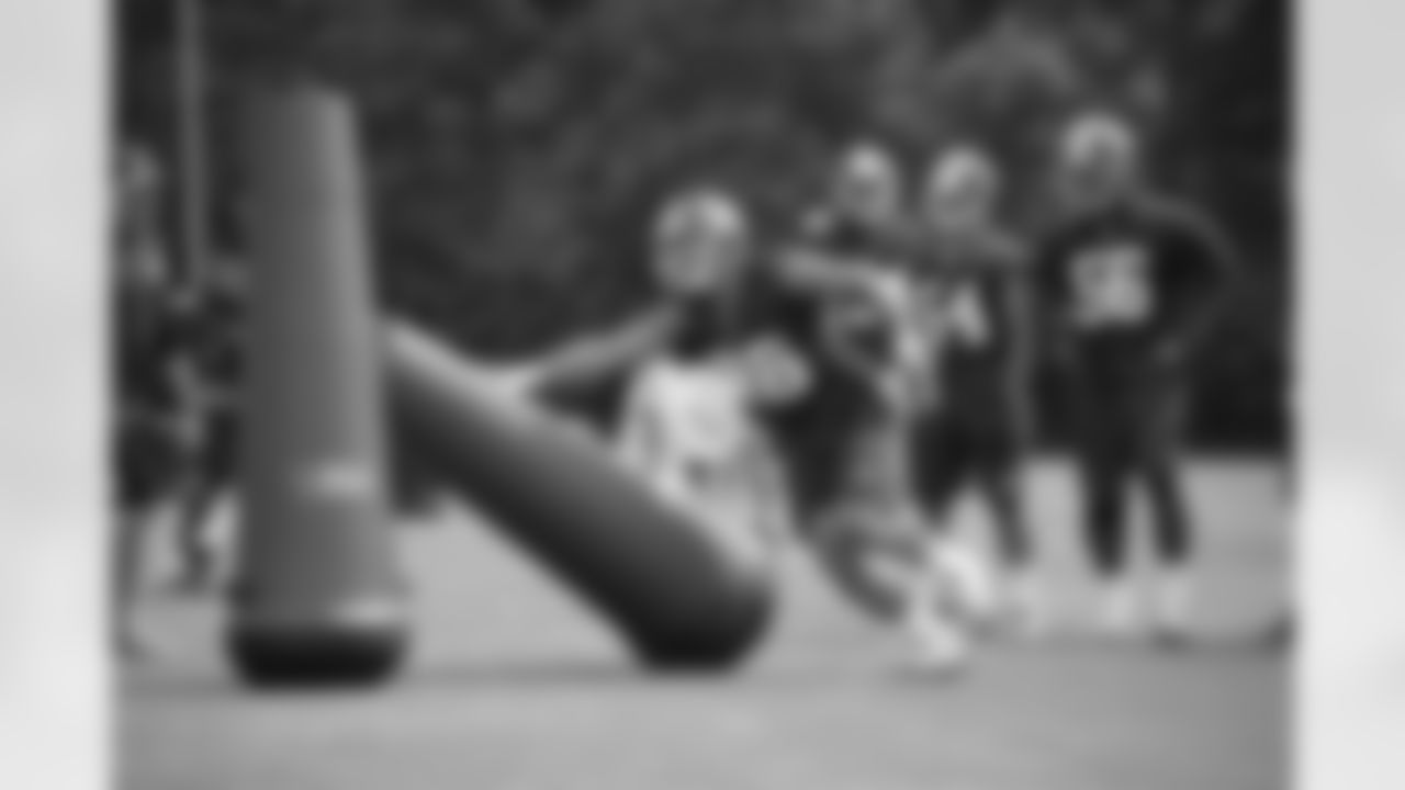 LB Houston Bates
