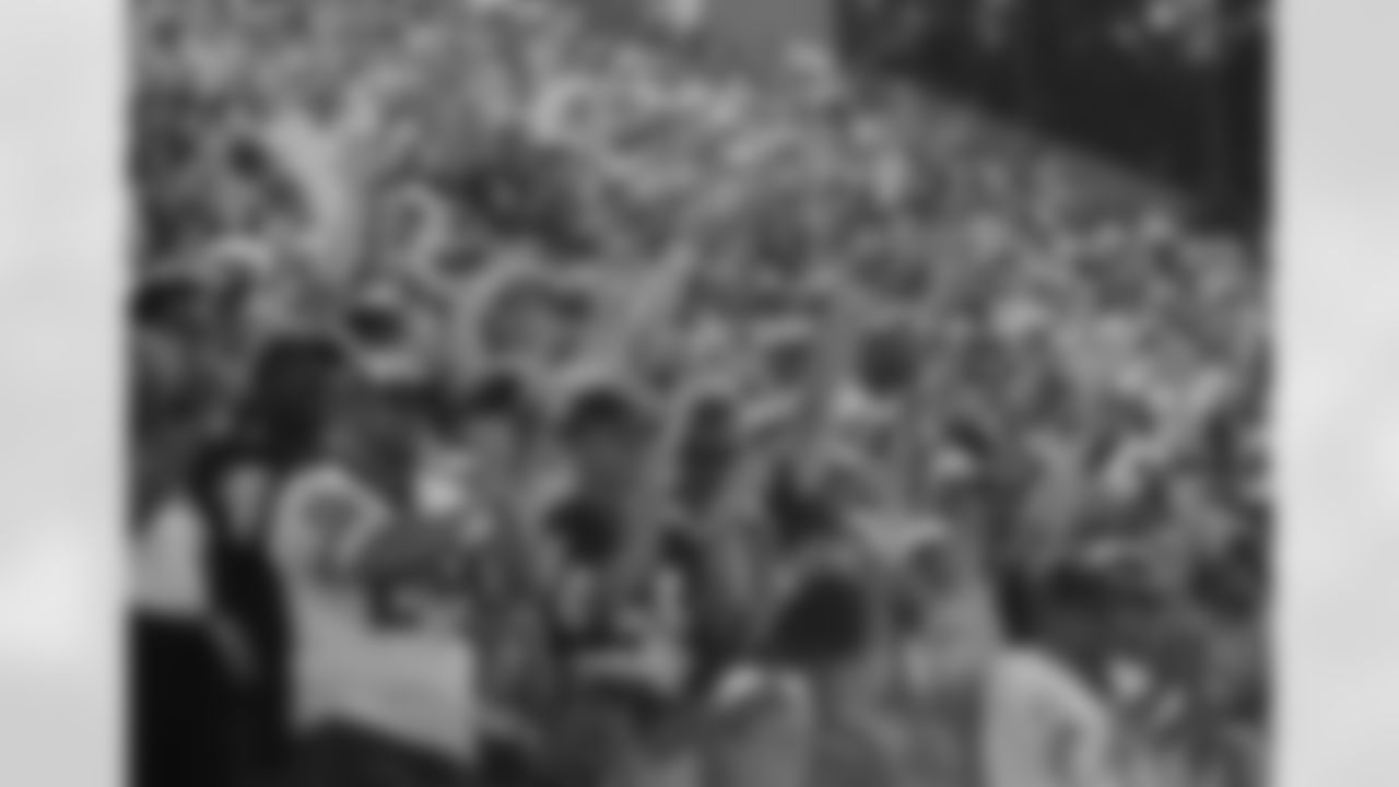Redskins fans packed Fawcett Stadium to pay tribute to Art Monk and Darrell Green.