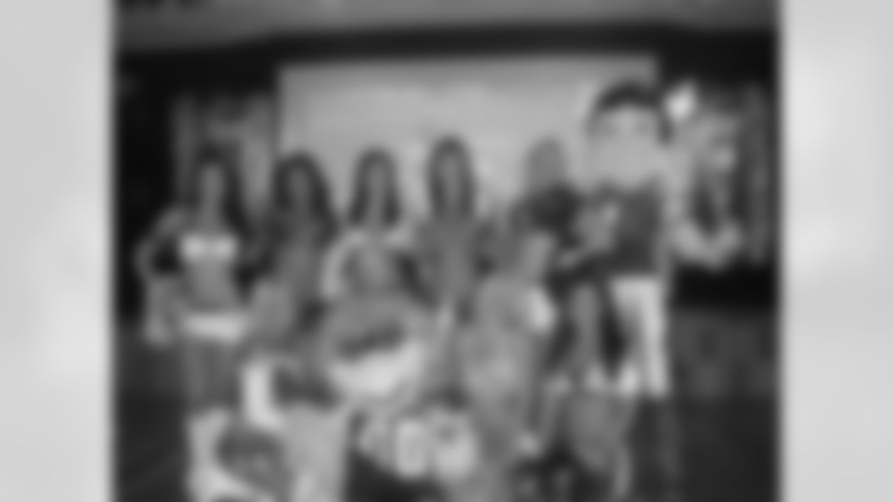 Pro Bowl Cheerleaders Guam Tour