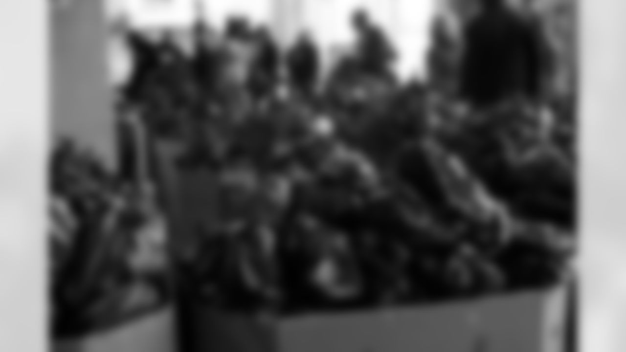 111218HarvestFeast048