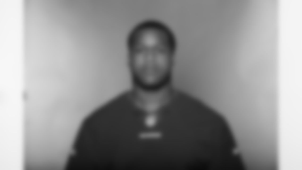 OL Takoby Cofield