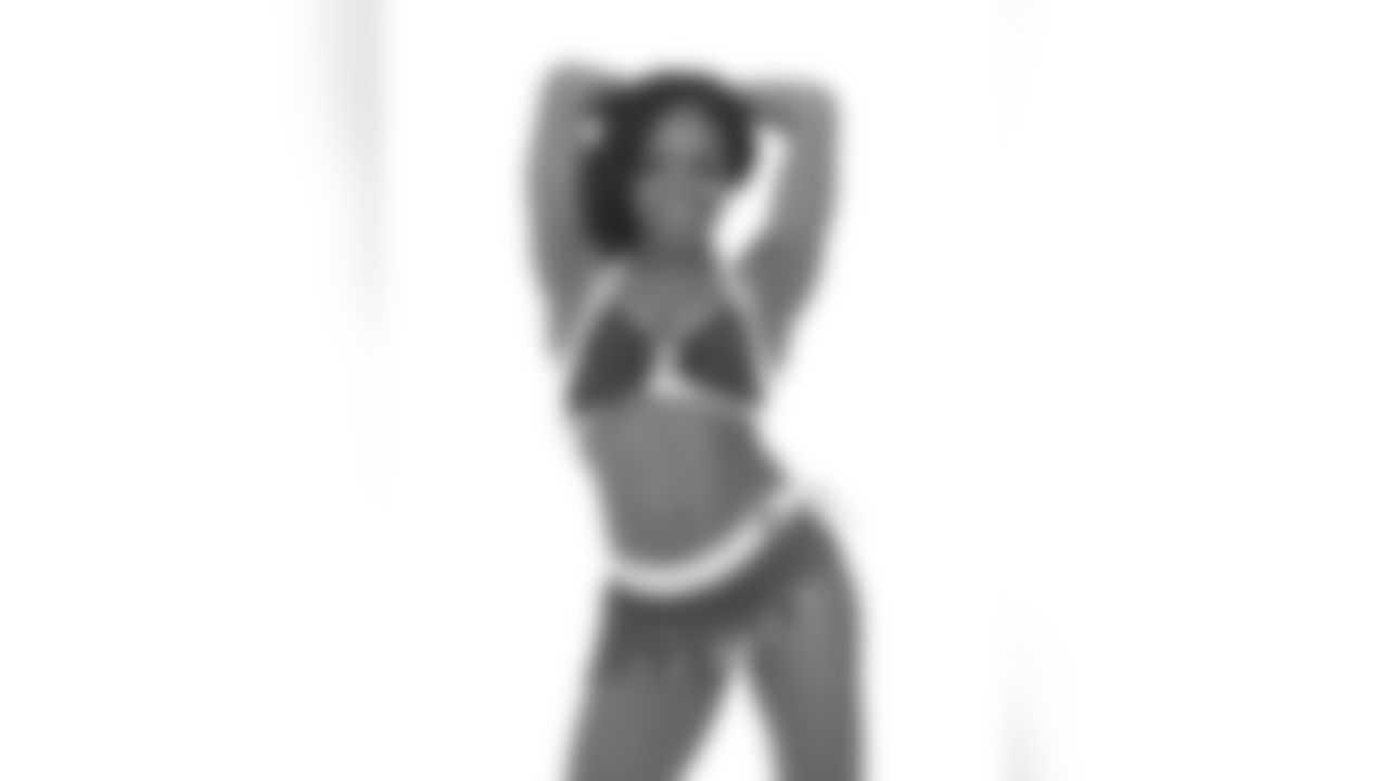 Ashley R