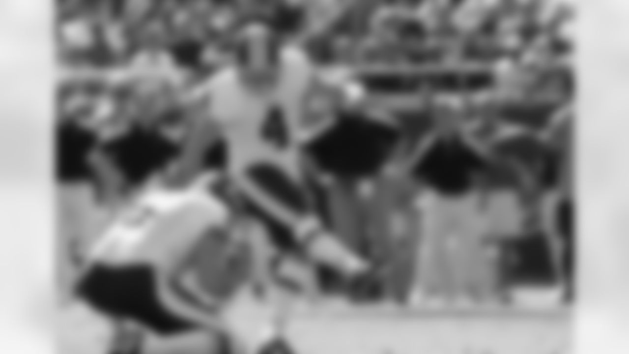 Graham Gano makes one of his two field goals in the first half.