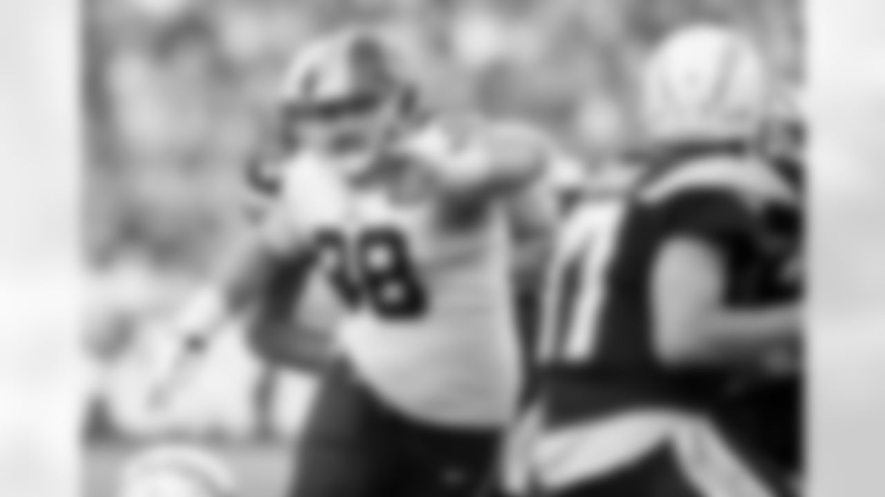 DL Matt Ioannidis - 584 Snaps