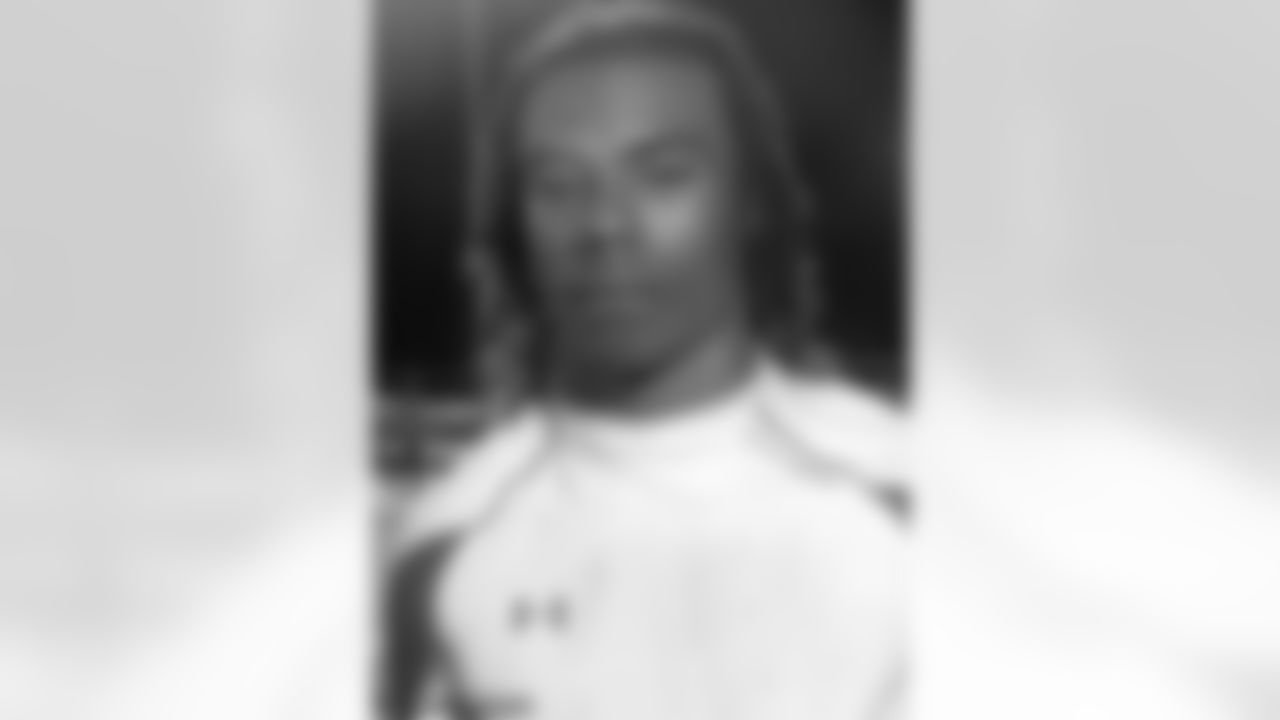 Earl Wolff