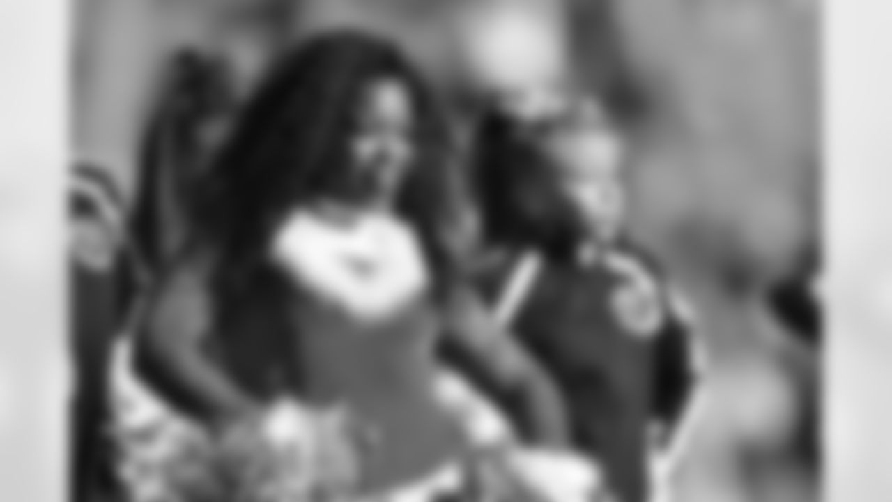 12202015Cheer_0261