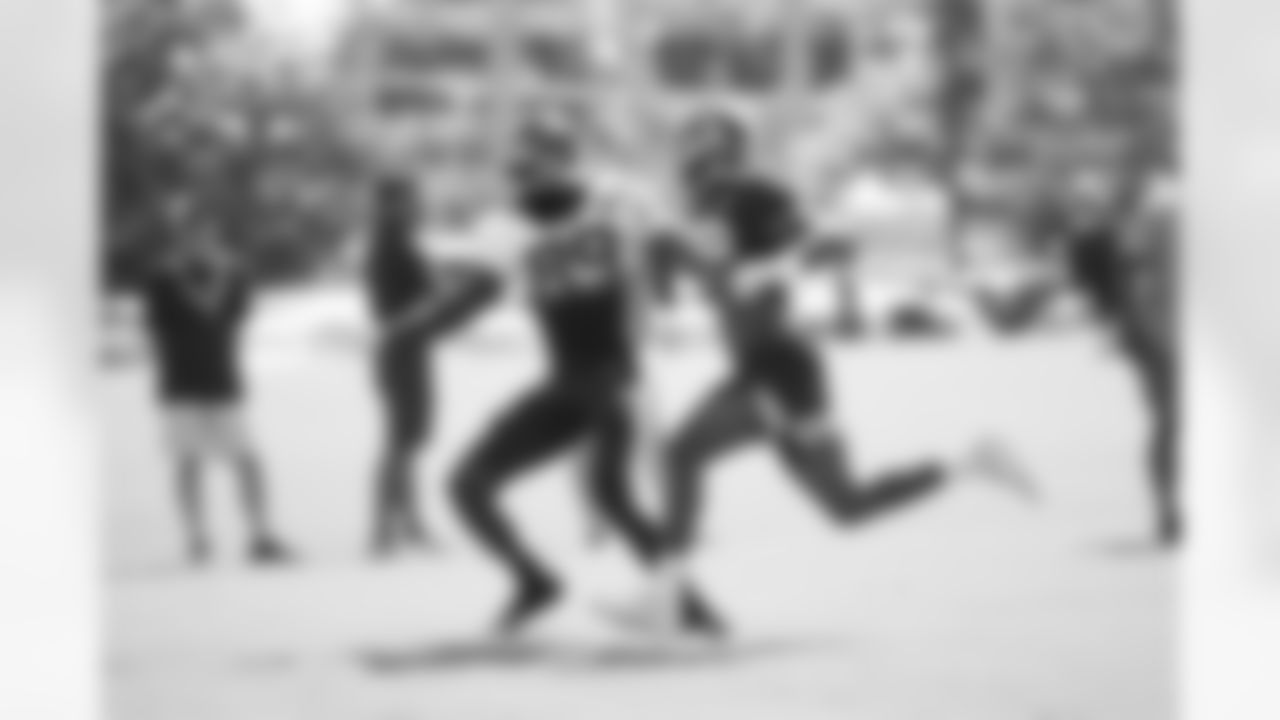 081119TCD13_024