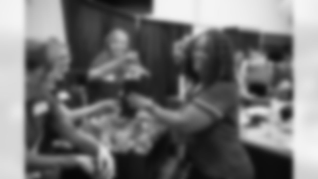100819AllSSurvivors026