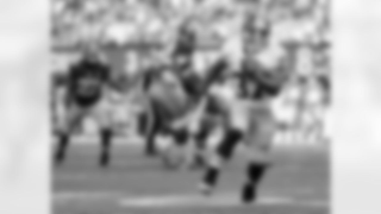 Running back Chris Thompson