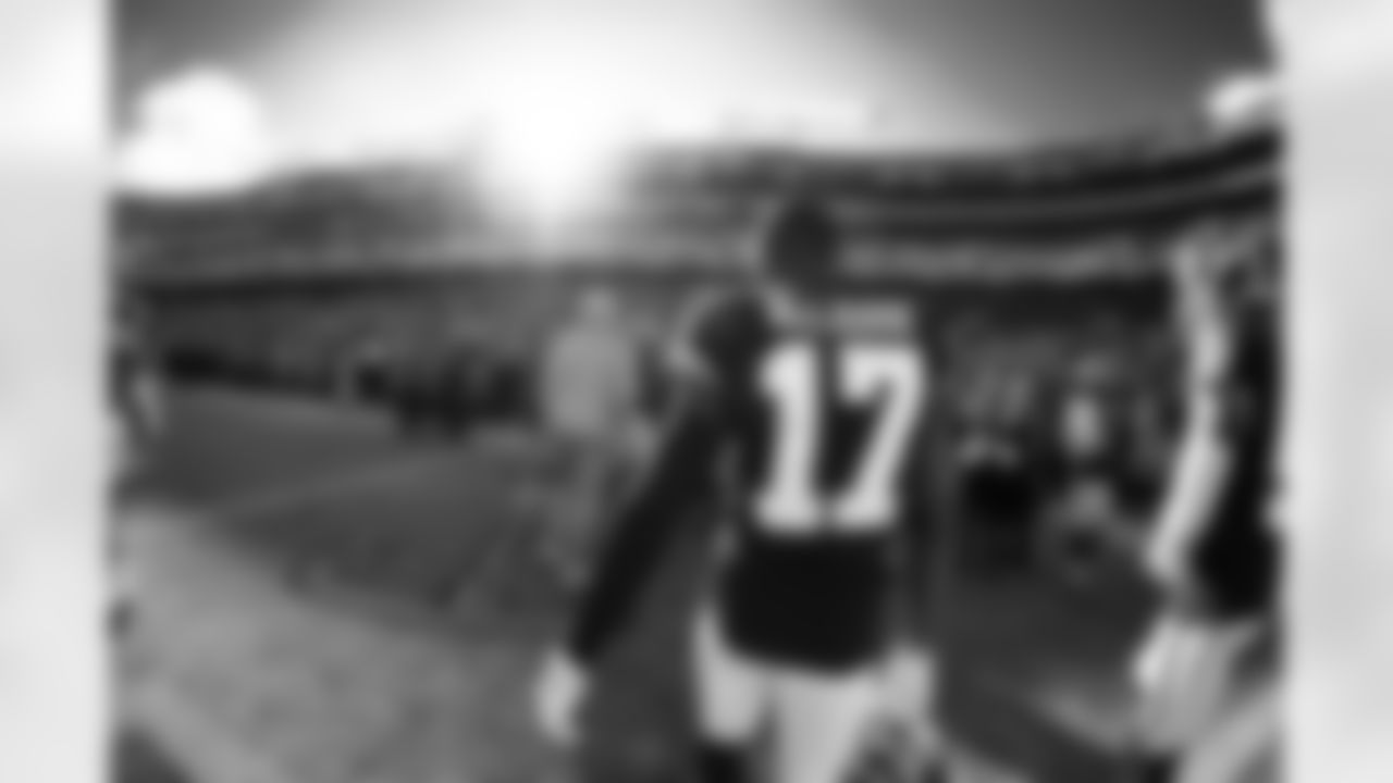 121519PHIvsWAS220