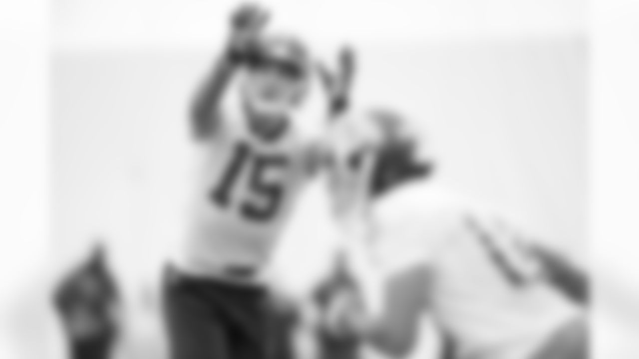 WR Simmie Cobbs Jr
