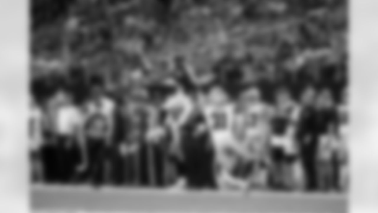 112218DALvsWAS004