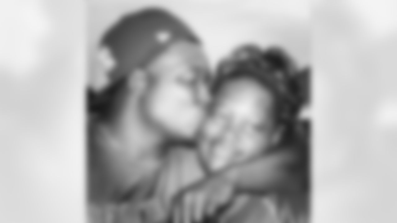 Jarvis4499I wanna wish a very happy birthday to my mother Mrs Lica Denise Jenkinsenjoy your special day I l Love you