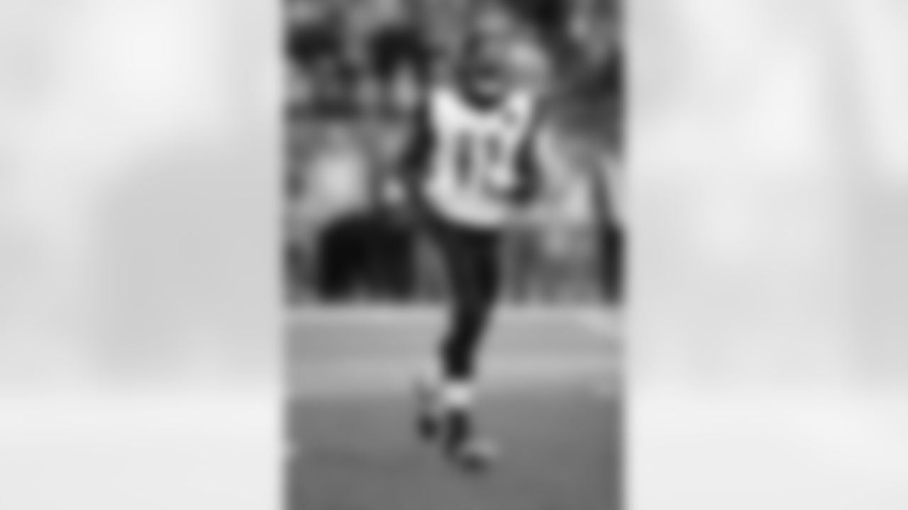 WR Marqise Lee